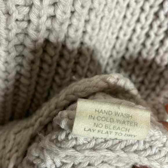 Chunky Wool Fisherman Sweater 100% Wool Gray Hand Knit Style Small Macaela Greg - Picture 4 of 7